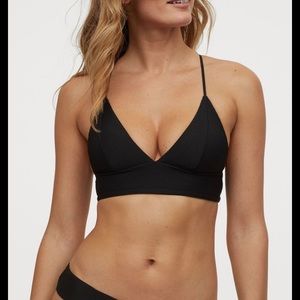 FREE IN BUNDLE! ❤️ Black Triangle Bikini Top